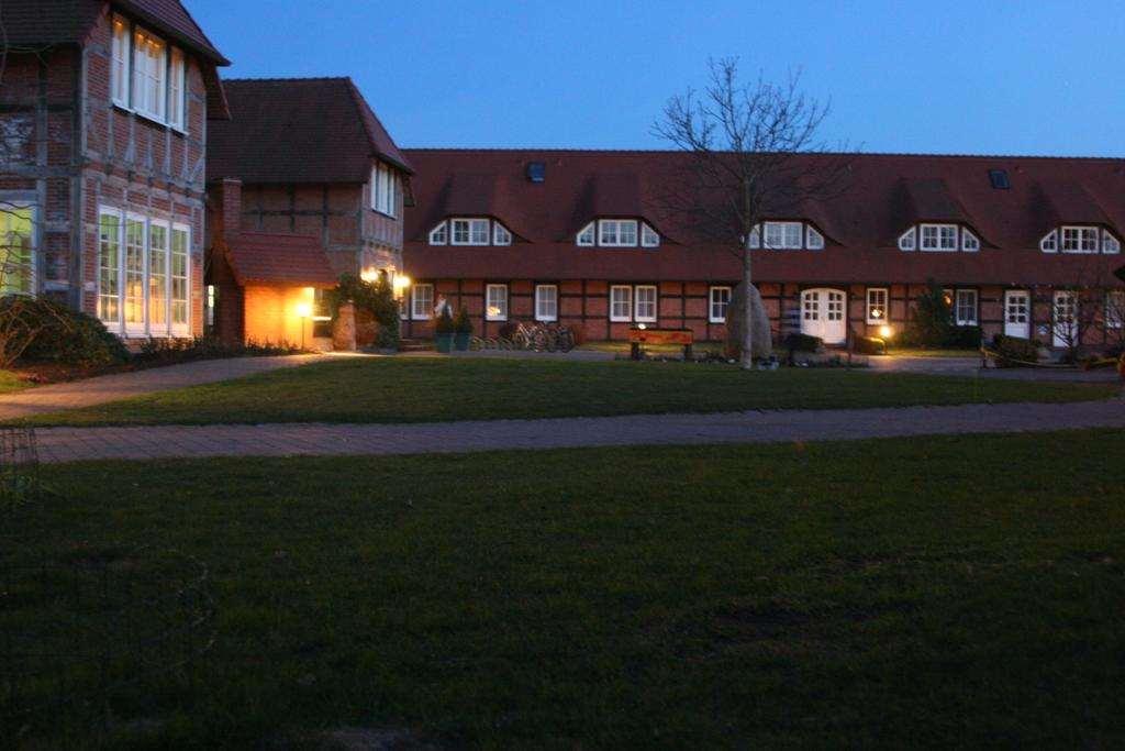 Flair Seehotel Zielow Ludorf Екстериор снимка